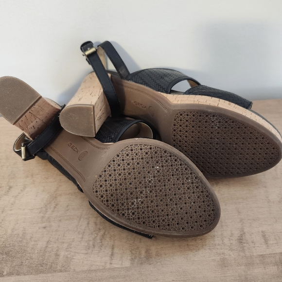 Geox Mauvelle Black Leather Sandal - Picture 6 of 6